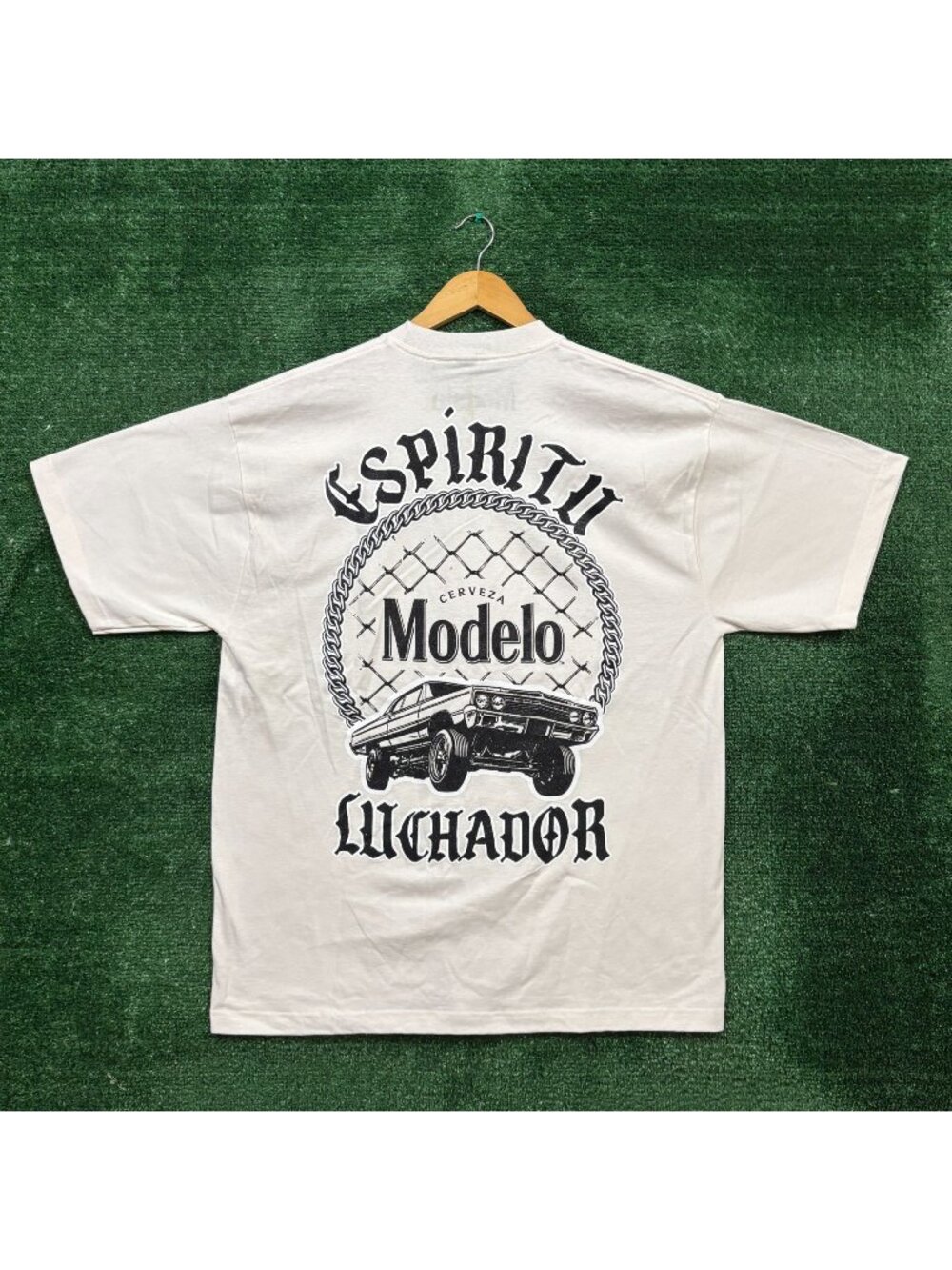 Cerveza Modelo Espiritu Muchador T-Shirt Size Extra Large